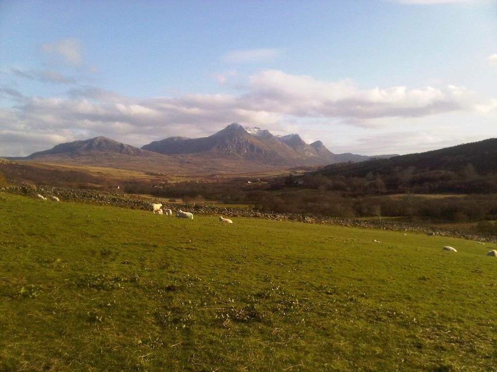 Ben Loyal Hotel Tongue Bagian luar foto